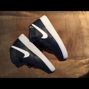 Nike Air Force 1 Mid '07