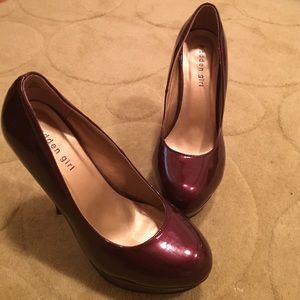Madden Girl Merlot Pump