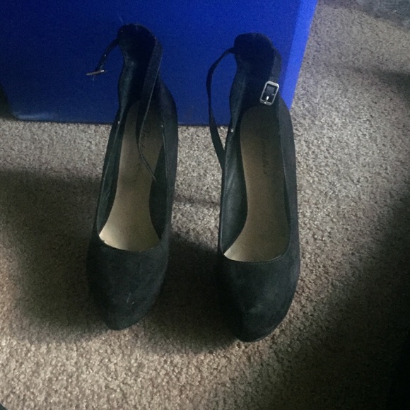 Women's shoes