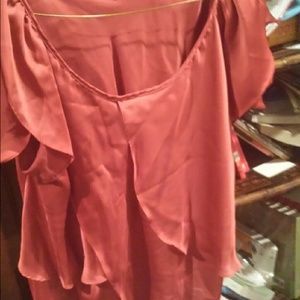 Violet and Claire 2x silky ruffle top