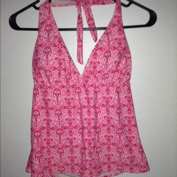 Pink and white tanking swimsuit