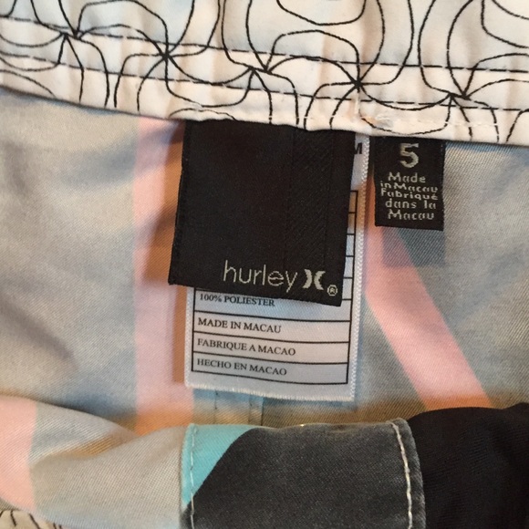 Hurley board shorts - Picture 2 of 3