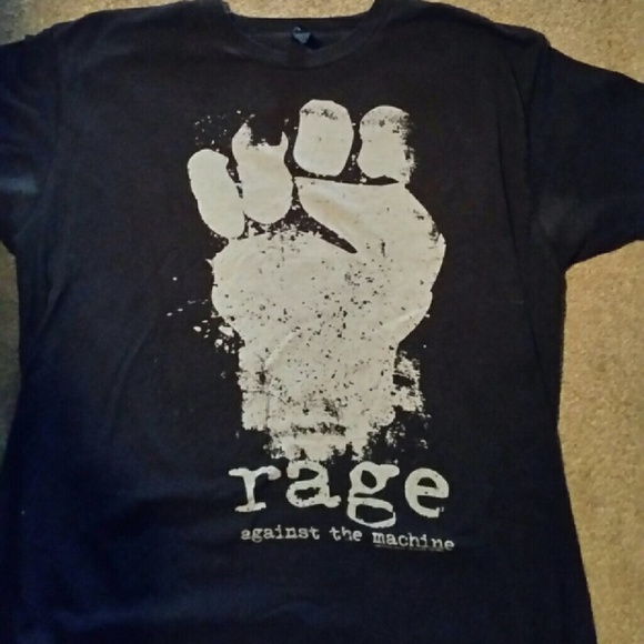 2010 rage against the machine shirt