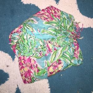 Iilly Pulitzer scarf