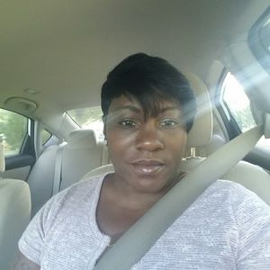 Meet your Posher, Shareen