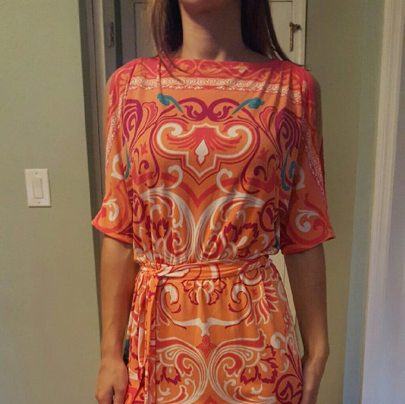 Summer dress - Picture 2 of 4