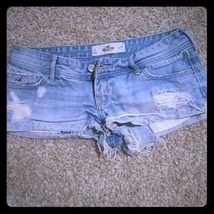 Hollister GUC jean shorts