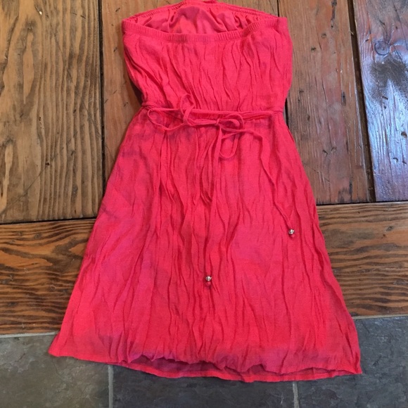 Hot pink tube top dress - Picture 3 of 3