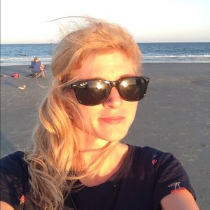 Meet your Posher, Jaclyn