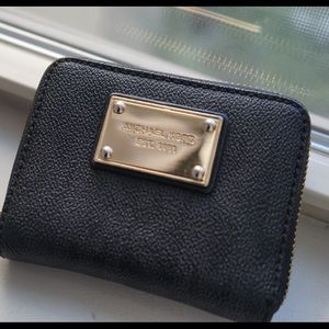 MICHAEL Michael Kors Zip Around Wallet