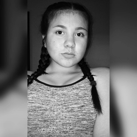 Meet your Posher, Sadey - Picture 1 of 1