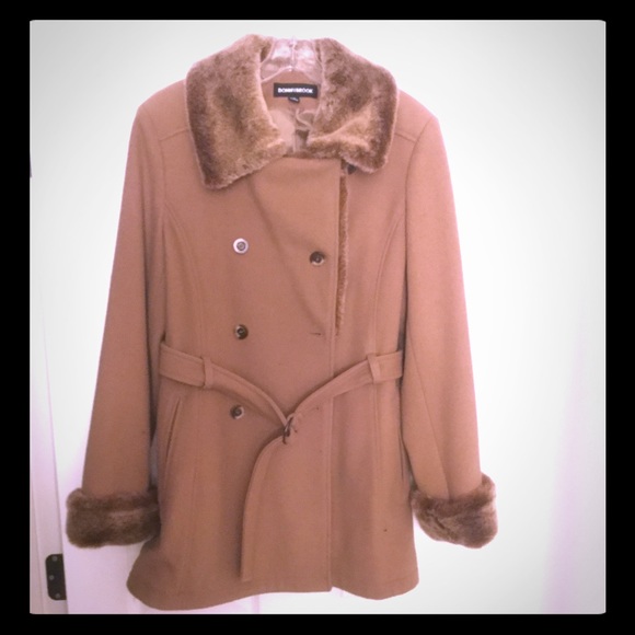 Camel color fur trimmed belted coat
