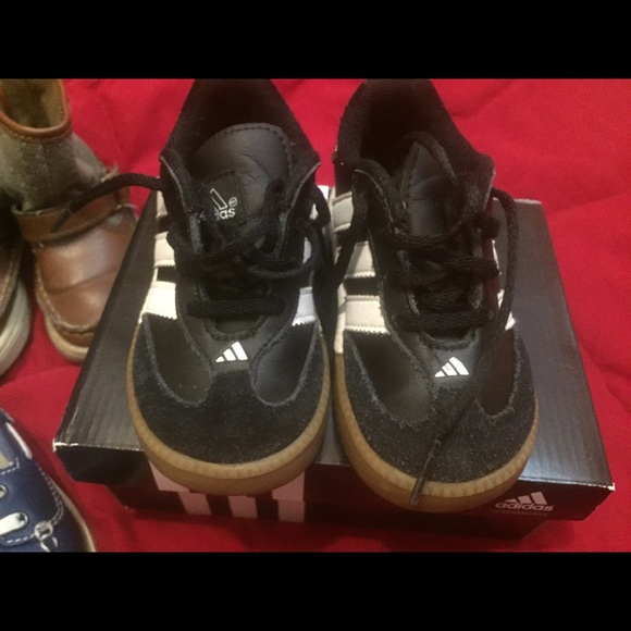 Adidas sambas