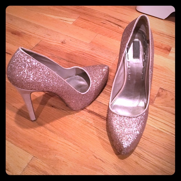 Rachel Roy gold glitter pumps women's size 10 - Picture 1 of 4