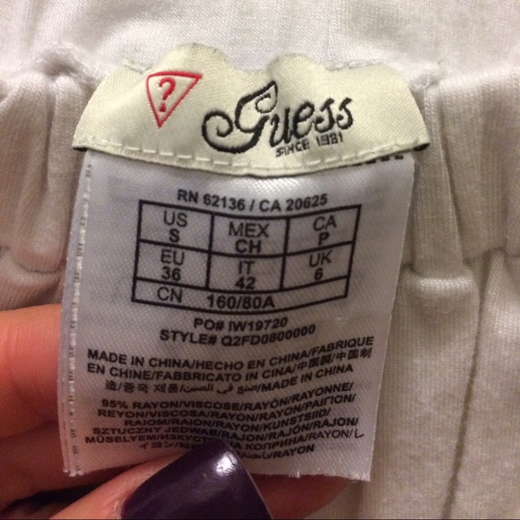 ⚜Black & White GUESS romper⚜ - Picture 3 of 3