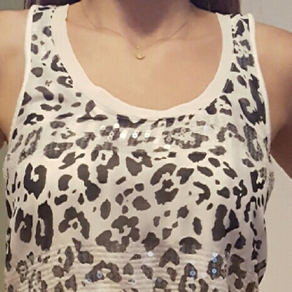 Embellished top - Picture 3 of 3