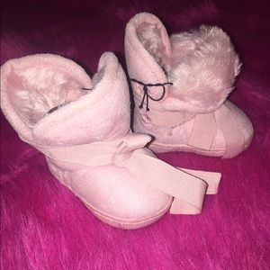 Brand new baby snow boots!!!