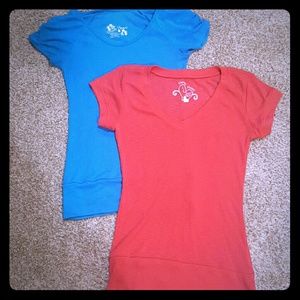 Discount ship!2 Derek Heart shirts for 1 low price