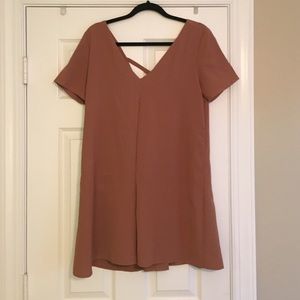 Short sleeves brown dress