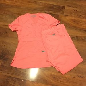 Grey's Anatomy Scrub set top: XS bottoms: Small