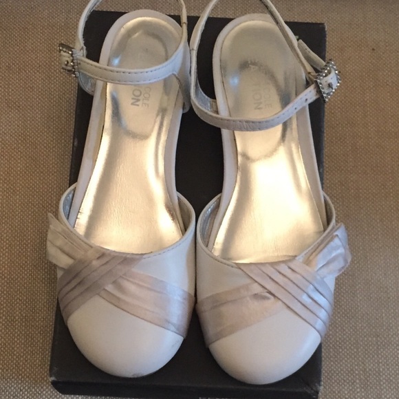 Kenneth Cole High heel dress shoes!