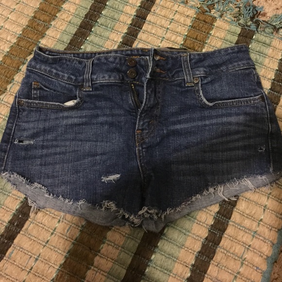 Cut off Levi Denim Shorts