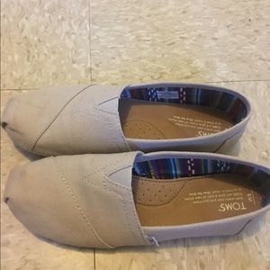 Toms Size 8