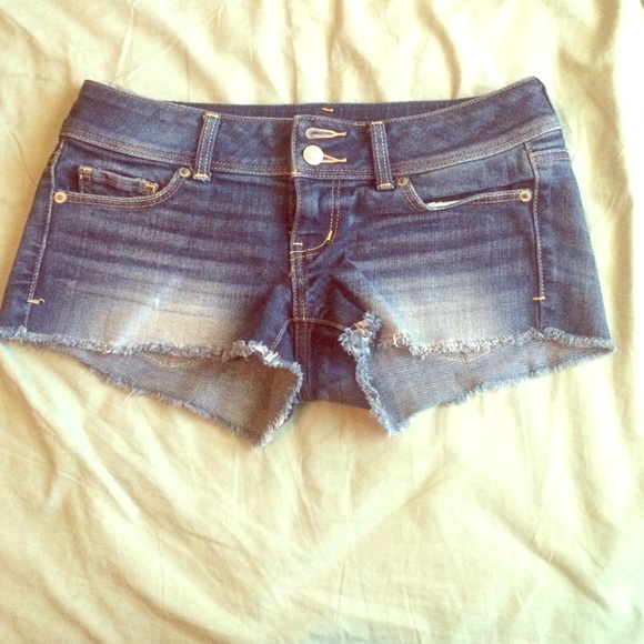 Medium washed American Eagle shorts