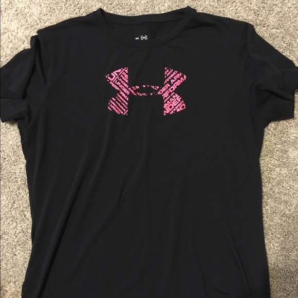 Women's under Armour tshirt