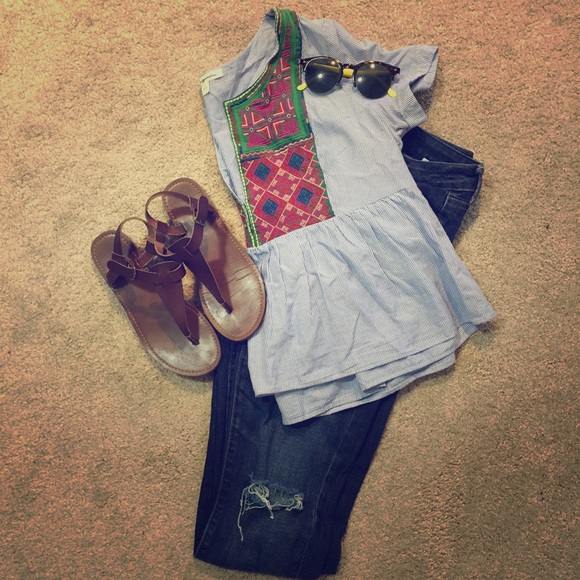 AE Tribal Design Top