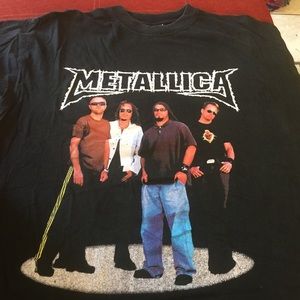 Metallica shirt