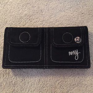 Cute roxy wallet