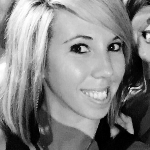 Meet your Posher, Brittney - Picture 1 of 1