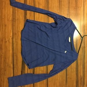 blue long sleeve shirt