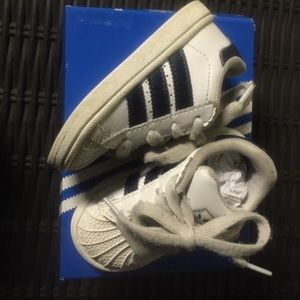 Toddler Adidas superstar 1