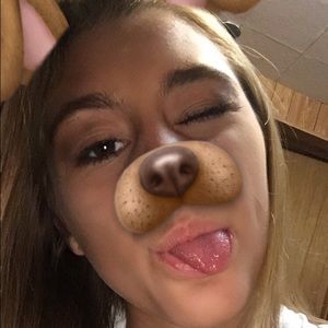 Meet your Posher, Karleigh