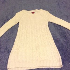 White sweater with golden flakes