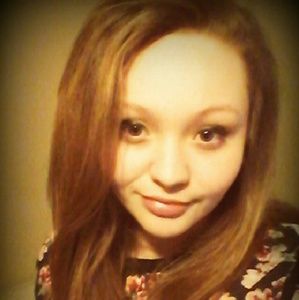 Meet your Posher, Chloe