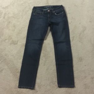 American eagle blue jeans.