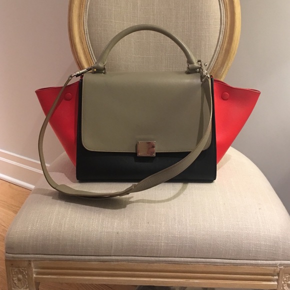Celine Handbags - Celine Trapeze bag
