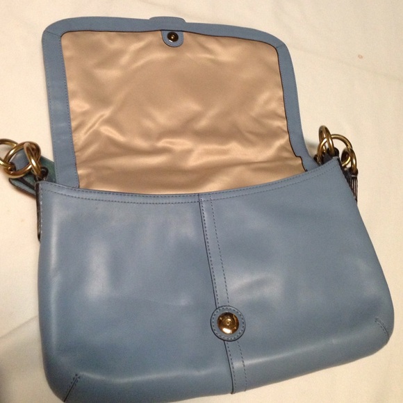 Coach legacy soft blue leather flap bag Nwt - Picture 4 of 4