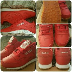 Red Reebok Toddler boy's size 10 sneakers