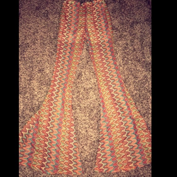 Bell bottom high wasted pants