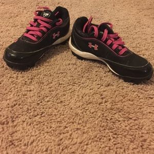 Little girl Under Armour cleats, size 11