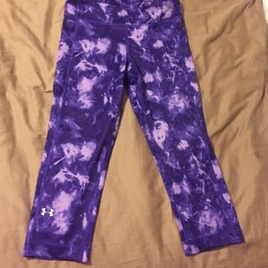 NWOT under armour crop workout capris