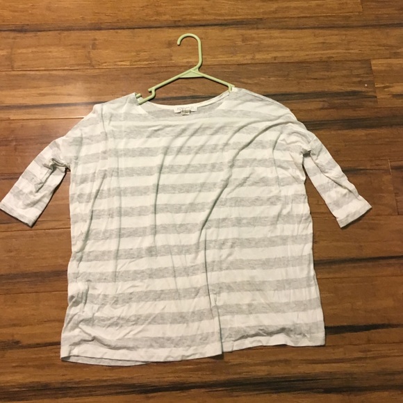 gray and cream shirt