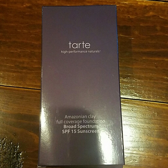Tarte Amazonian clay full coverage foundation