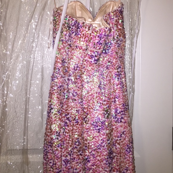 Beautiful Jovani Gown - Picture 4 of 4