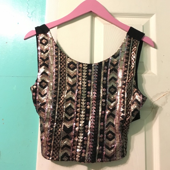 Super cute sequin crop top!!