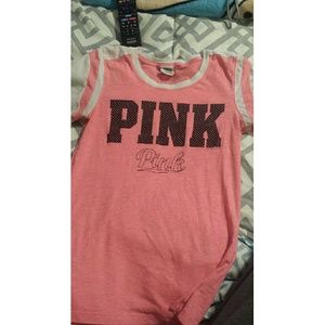 👕 VS Pink shirt 👕